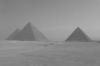 Pyramiden Balck and white