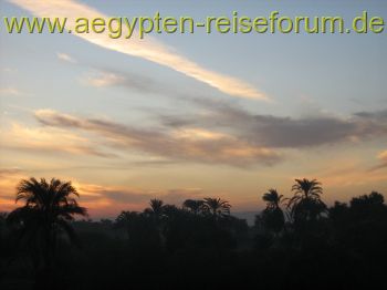 Wolken über Assuan