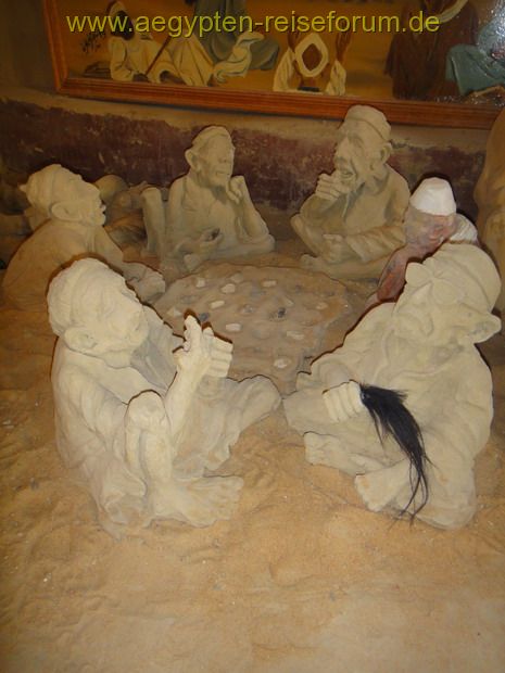 Besuch beim Künstler Badr Abdel Moghny in der Oase Farafra