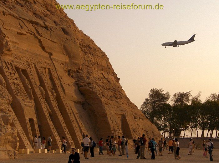 Landeanflug auf Abu Simbel