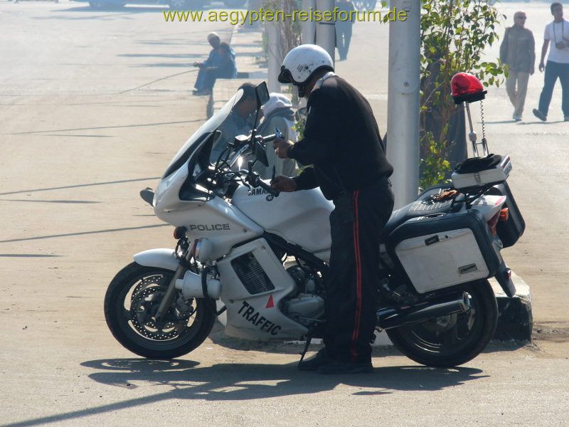 Ein guter Polizist repariert selber