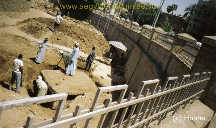 Arbeiten am Luxor-Tempel