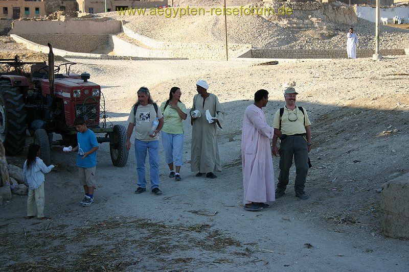 Touris meets Egyptians