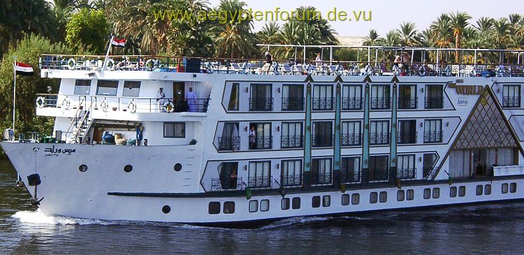 M/S Miss World - Louvre