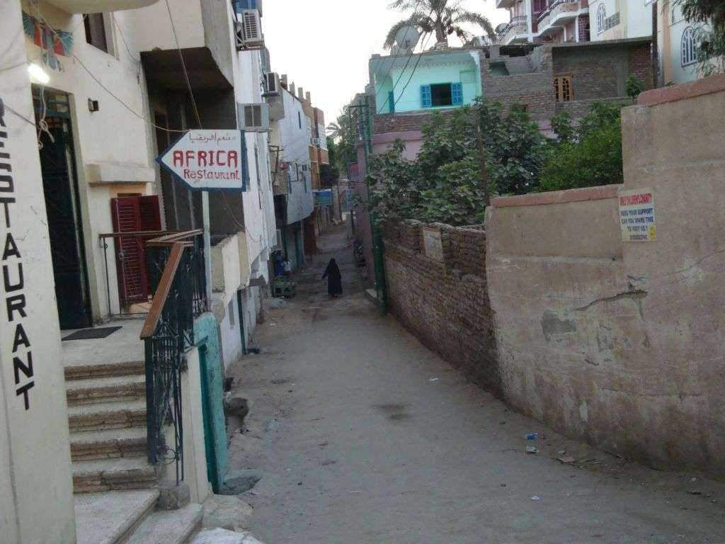 kleine Gasse/Straße Westbank Luxor